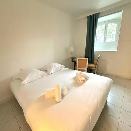 Spacieux Dans Standing * Канны